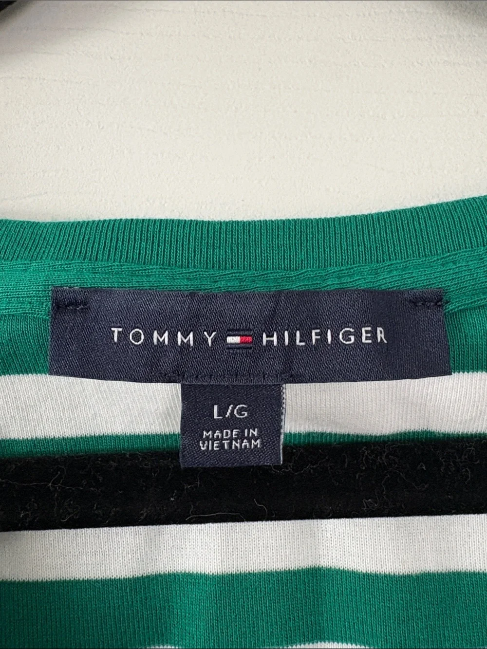 Tommy Hilfiger Women's Green and White Striped V-Neck T-Shirt Size Large - Picture 2 of 6